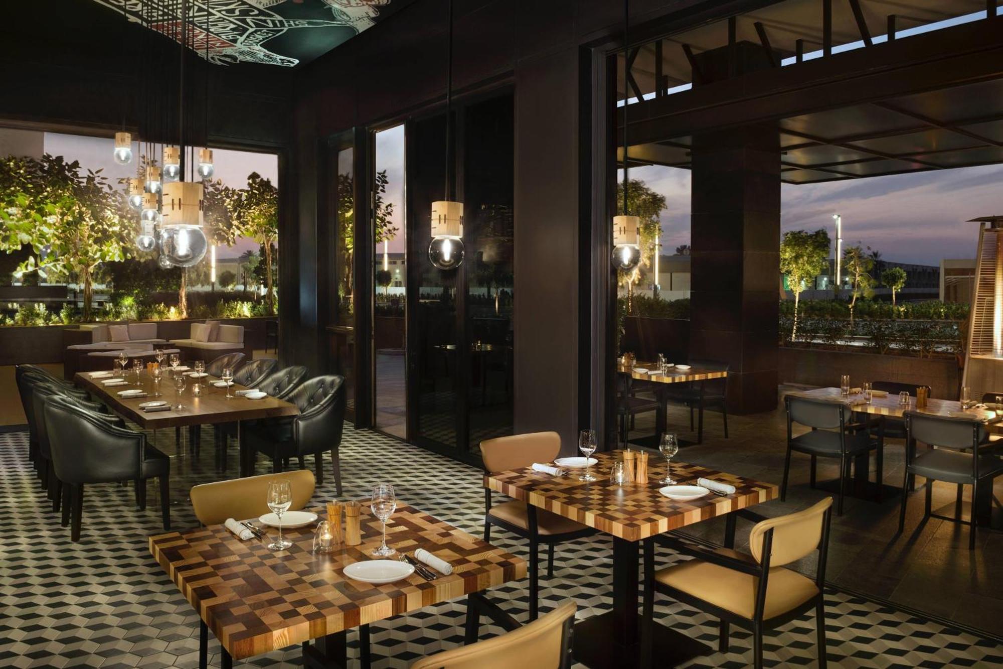 La Ville Hotel & Suites City Walk Dubai, Autograph Collection Bagian luar foto The interior of the restaurant