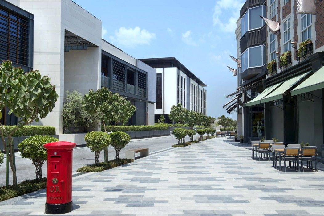 La Ville Hotel & Suites City Walk Dubai, Autograph Collection Bagian luar foto The Village