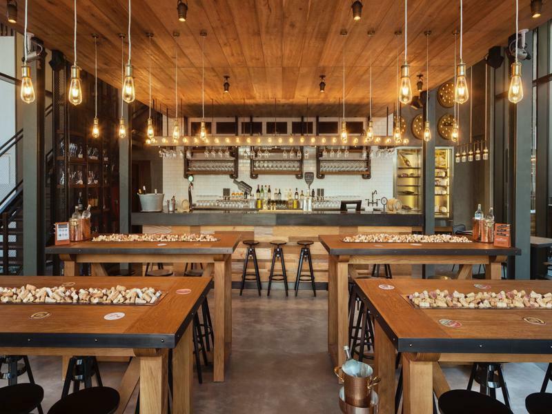 La Ville Hotel & Suites City Walk Dubai, Autograph Collection Bagian luar foto Tasting room at the San Francisco Wine Center