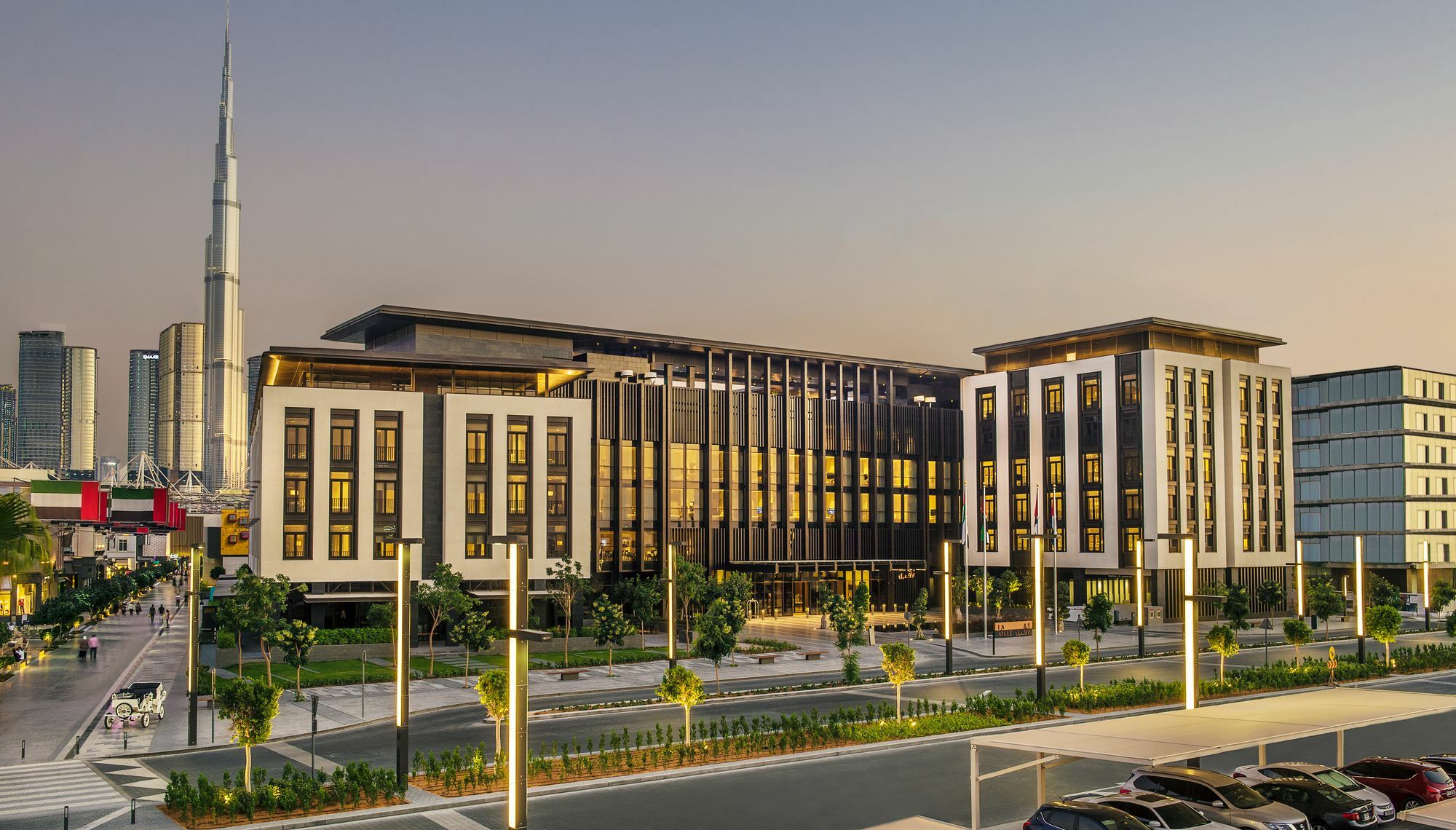 La Ville Hotel & Suites City Walk Dubai, Autograph Collection Bagian luar foto Dubai International Academy